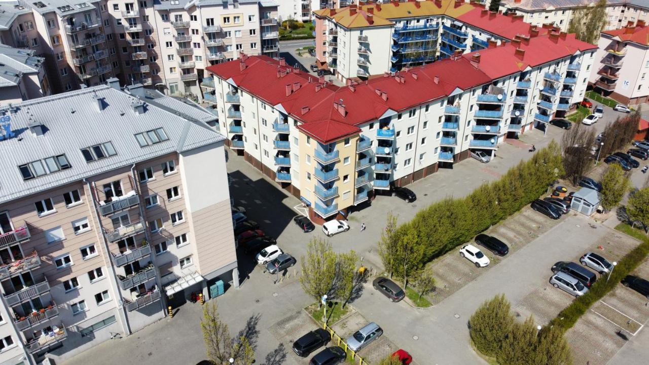 Apartament Swarzedz公寓 外观 照片